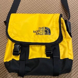 Like new The North Face briefcase